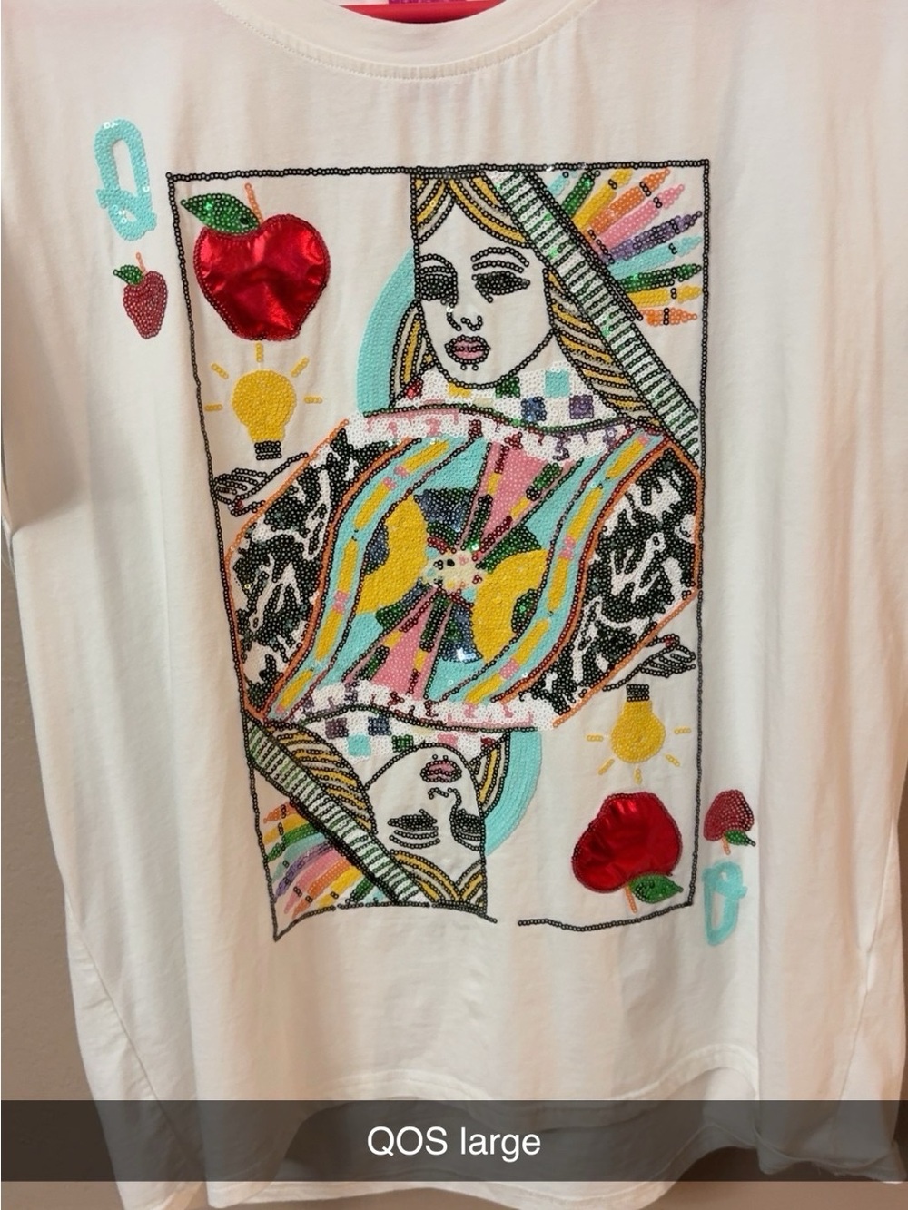 QUEEN OF SPARKLES White Sequin Queen Graphic Tee